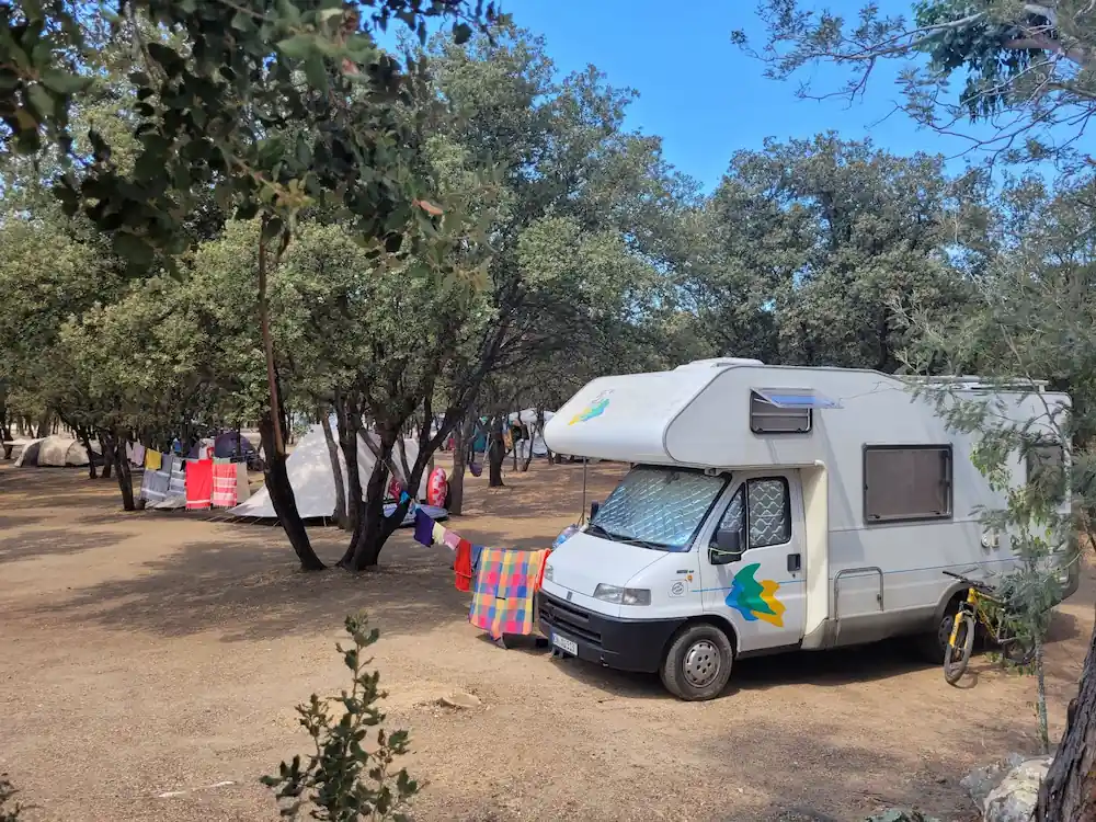 Camping-car emplacement camping corse